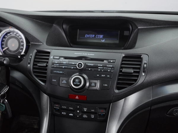 Honda Accord, VIII Рестайлинг фото №17