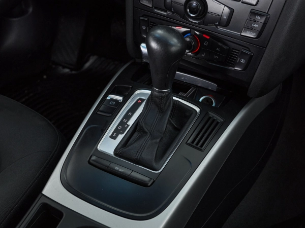 Audi A4, IV (B8) фото №11