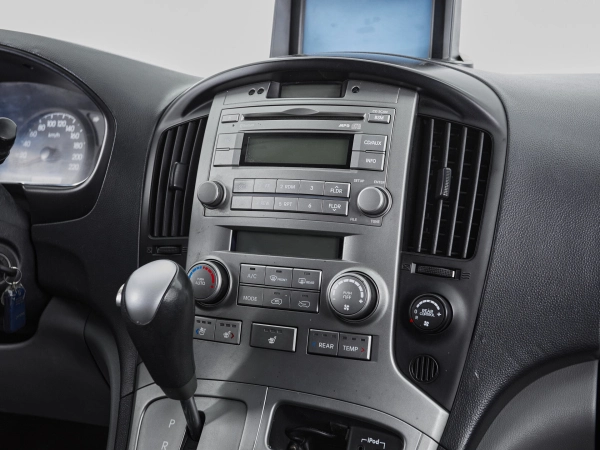 Hyundai Grand Starex, I фото №10