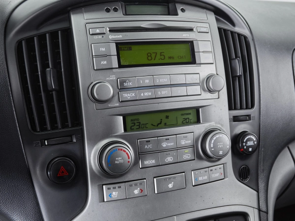 Hyundai Grand Starex, I фото №14