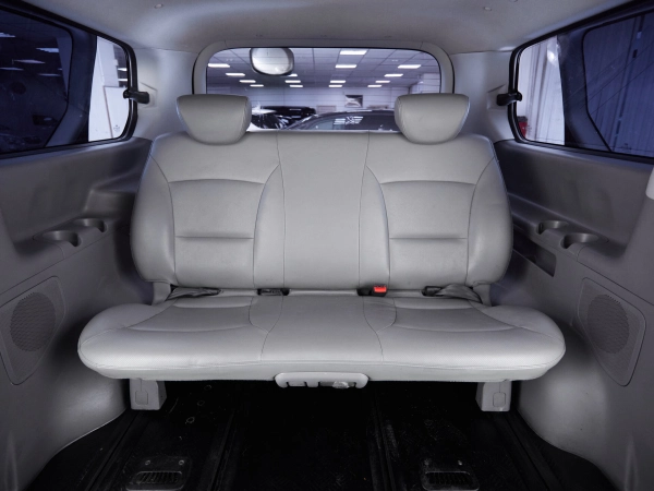 Hyundai Grand Starex, I фото №17