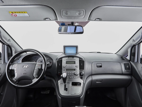 Hyundai Grand Starex, I фото №7