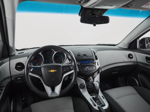 Chevrolet Cruze, I Рестайлинг фото №10