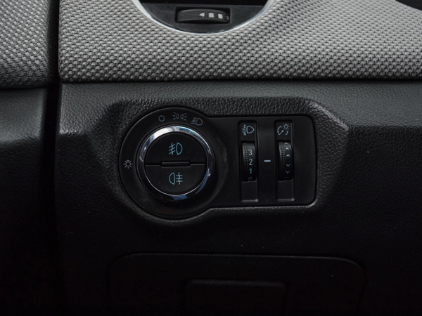 Chevrolet Cruze, I Рестайлинг фото №13