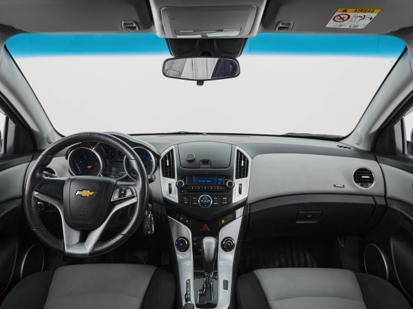 Chevrolet Cruze, I Рестайлинг фото №8