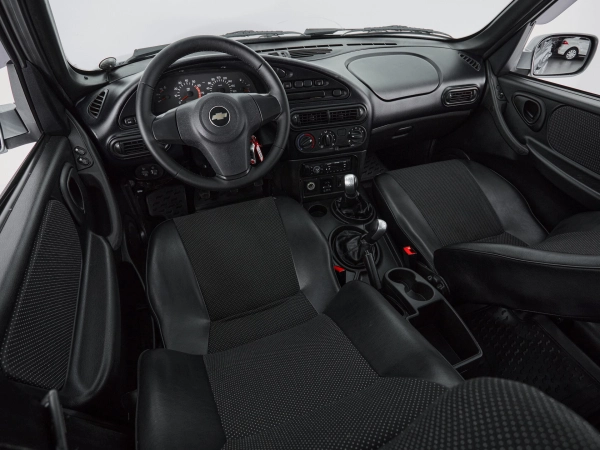 Chevrolet Niva, I Рестайлинг фото №10