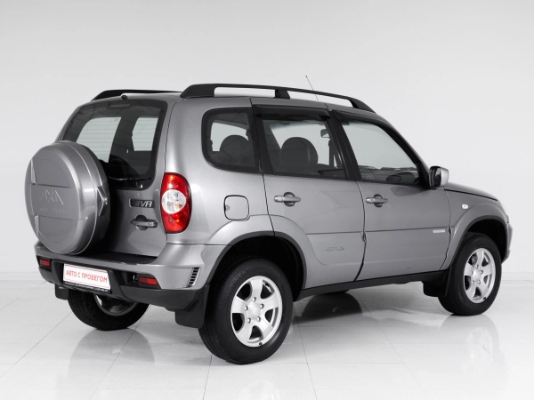 Chevrolet Niva, I Рестайлинг фото №4