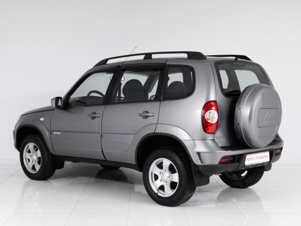 Chevrolet Niva, I Рестайлинг фото №5