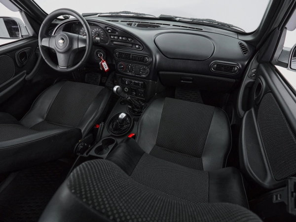 Chevrolet Niva, I Рестайлинг фото №9