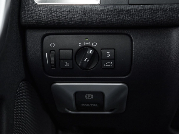 Volvo XC60, I фото №13
