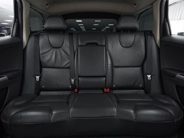 Volvo XC60, I фото №17