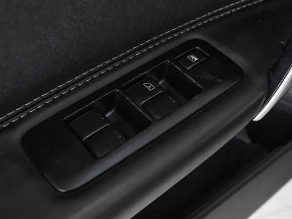 Nissan Qashqai, I Рестайлинг фото №12