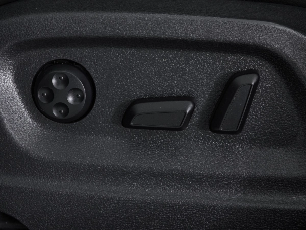 Volkswagen Tiguan, I Рестайлинг фото №12