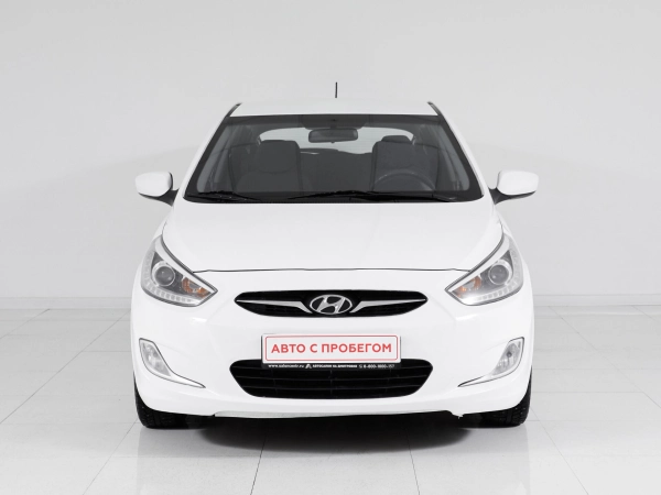 Hyundai Solaris, I фото №2