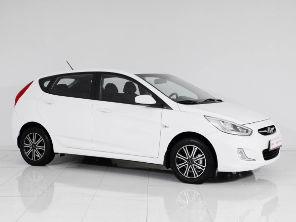 Hyundai Solaris, I фото №3