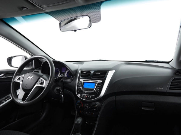 Hyundai Solaris, I фото №9