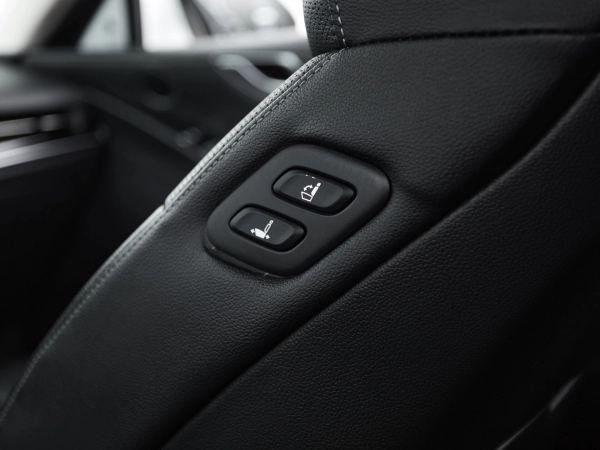 Genesis G80, II фото №25