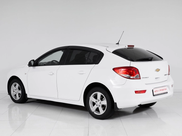 Chevrolet Cruze, I Рестайлинг фото №4
