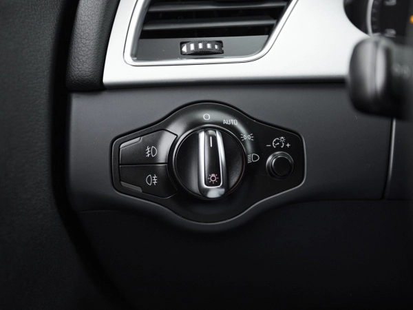 Audi A4, IV (B8) фото №12