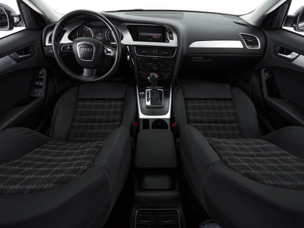 Audi A4, IV (B8) фото №7