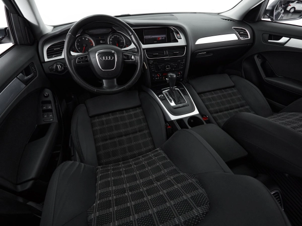Audi A4, IV (B8) фото №8