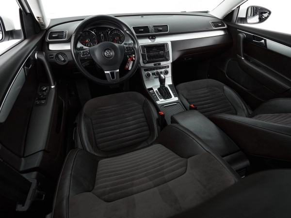 Volkswagen Passat, B7 фото №10