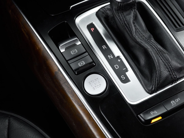 Audi Q5, I (8R) фото №15