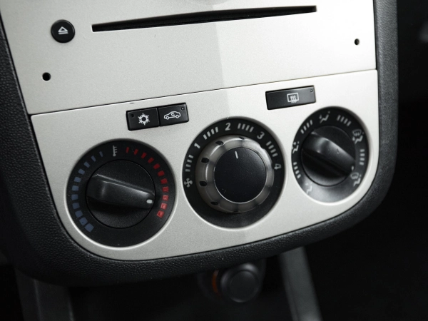 Opel Corsa, D фото №11