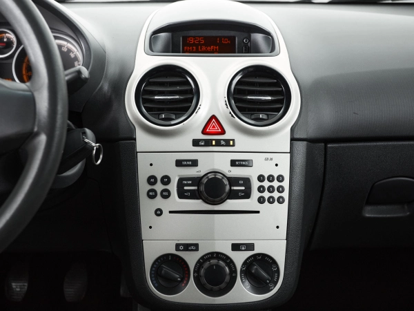 Opel Corsa, D фото №15