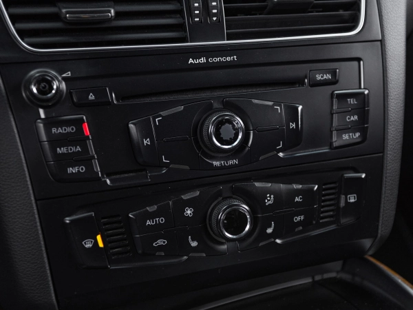 Audi Q5, I (8R) фото №15