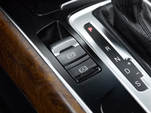 Audi Q5, I (8R) фото №17