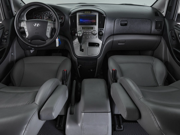 Hyundai Grand Starex, I фото №8
