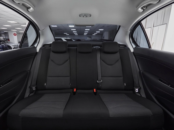 Peugeot 408, I фото №16