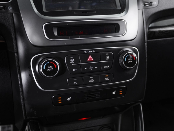 Kia Sorento, II Рестайлинг фото №13
