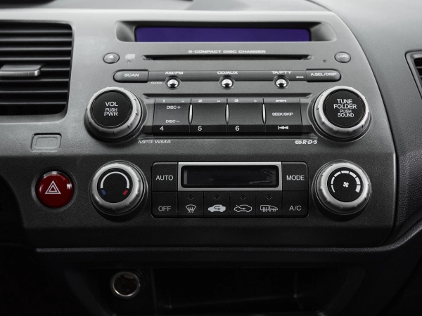 Honda Civic, VIII Рестайлинг фото №11