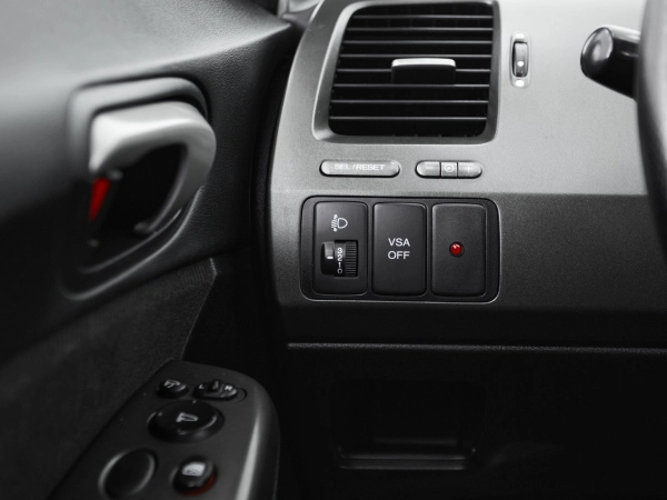 Honda Civic, VIII Рестайлинг фото №15