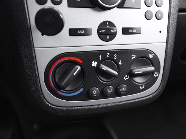 Opel Corsa, D фото №13