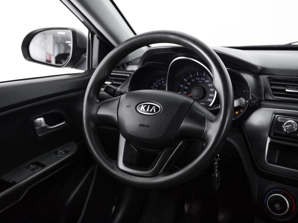 Kia Rio, III фото №12