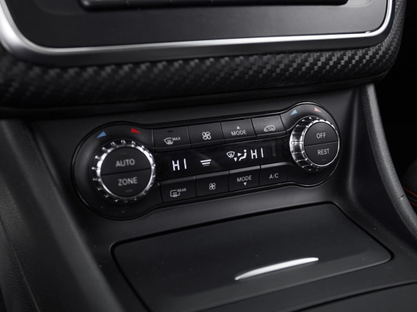Mercedes-Benz A-Класс, III (W176) Рестайлинг фото №13