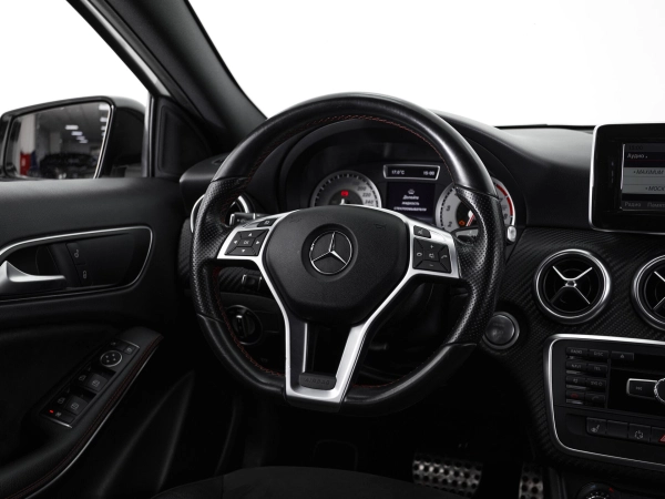 Mercedes-Benz A-Класс, III (W176) Рестайлинг фото №22