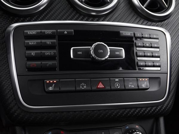 Mercedes-Benz A-Класс, III (W176) Рестайлинг фото №24