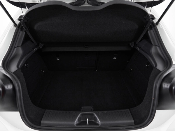 Mercedes-Benz A-Класс, III (W176) Рестайлинг фото №7