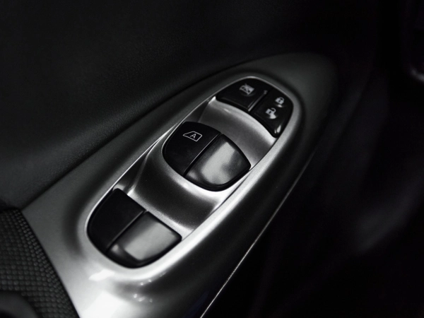 Nissan Juke, I фото №11