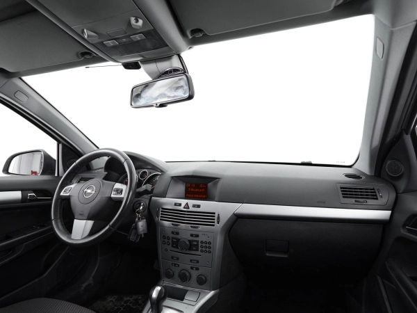 Opel Astra, H Рестайлинг фото №10