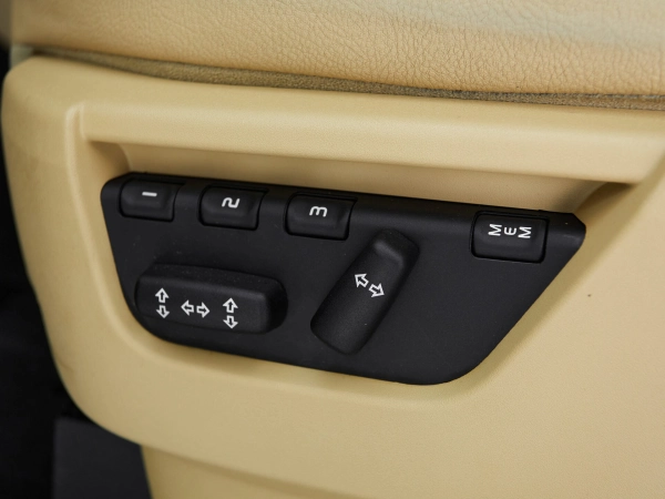 Land Rover Discovery, III фото №11