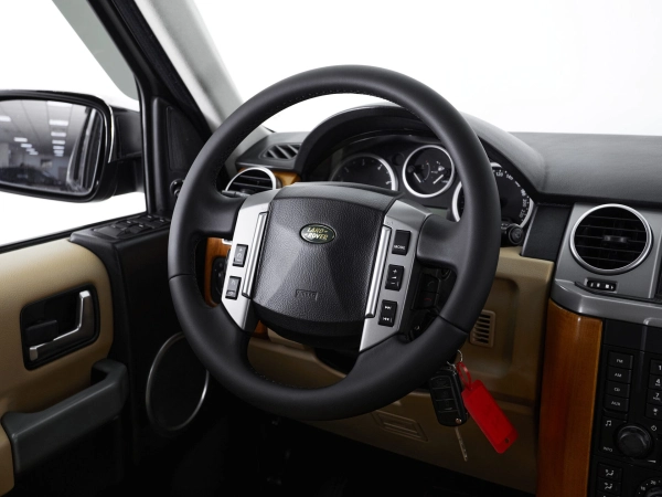 Land Rover Discovery, III фото №17