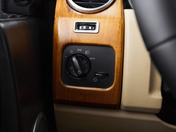 Land Rover Discovery, III фото №18