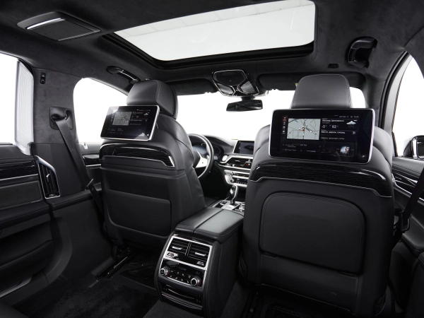 BMW 7 серии, VI (G11/G12) Рестайлинг фото №30