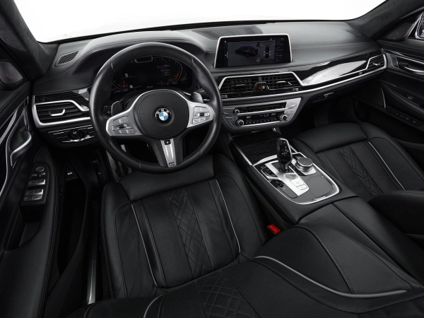 BMW 7 серии, VI (G11/G12) Рестайлинг фото №8