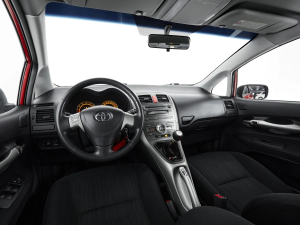 Toyota Auris, I фото №10